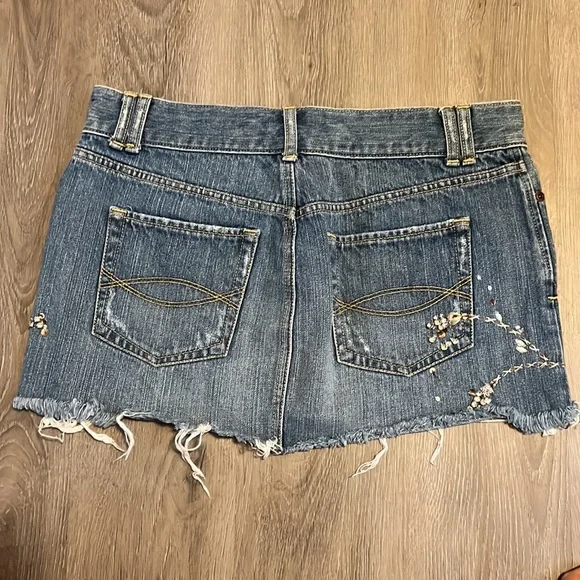 Abercrombie and Fitch cotton skirt. Size 6 - Picture 7 of 8